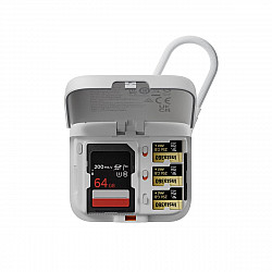 Insta360 2-in-1 Card Reader + Case